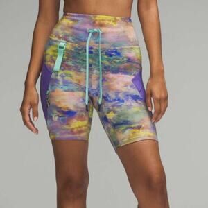 Lululemon Cargo Super-High-Rise Hiking Short 8" Altered Nature Multi Size 4